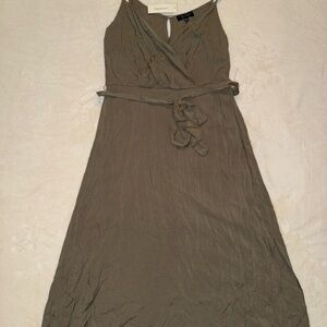 Trixxi Olive Green V Neck Midi Dress XL NWT Francesca’s Adjustable Straps Belted